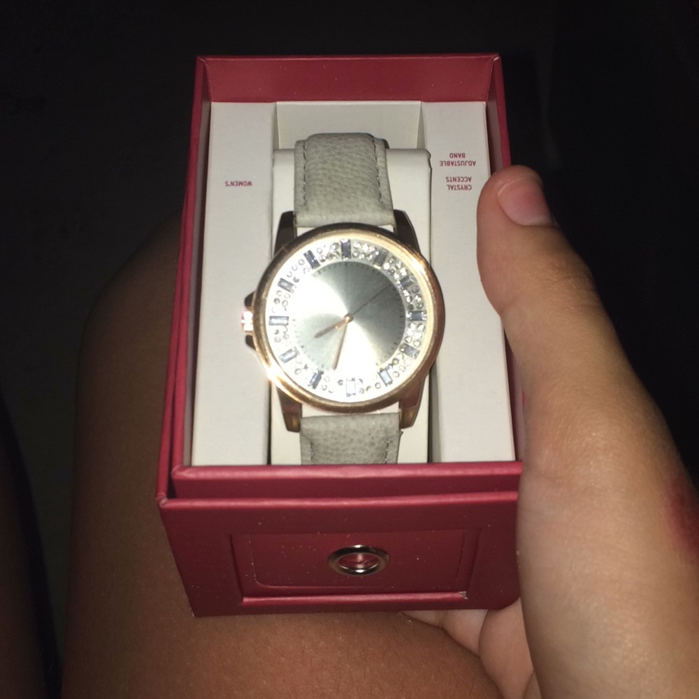Merona watch not worn in package Never taken out